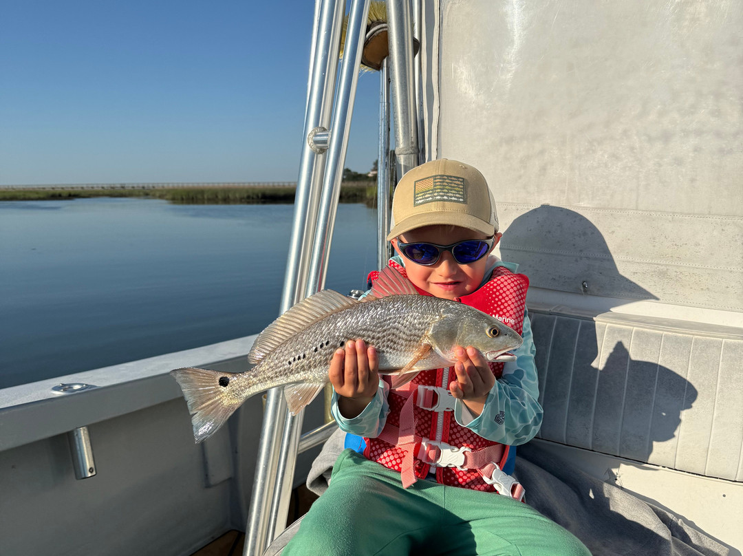 Charleston Fishfinder Charters-棕榈岛必去景点