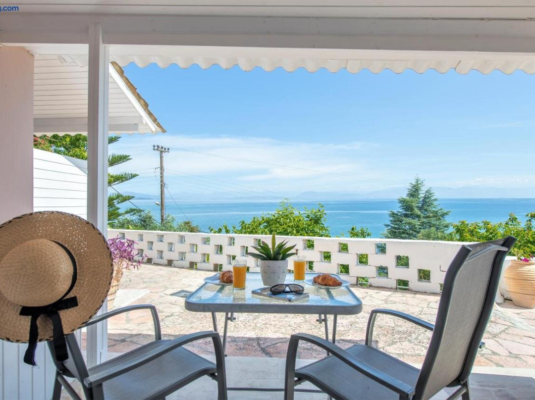 Calm Sea View Apartments