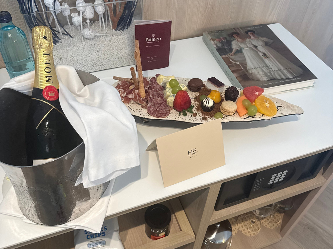 锡切斯ME酒店主图