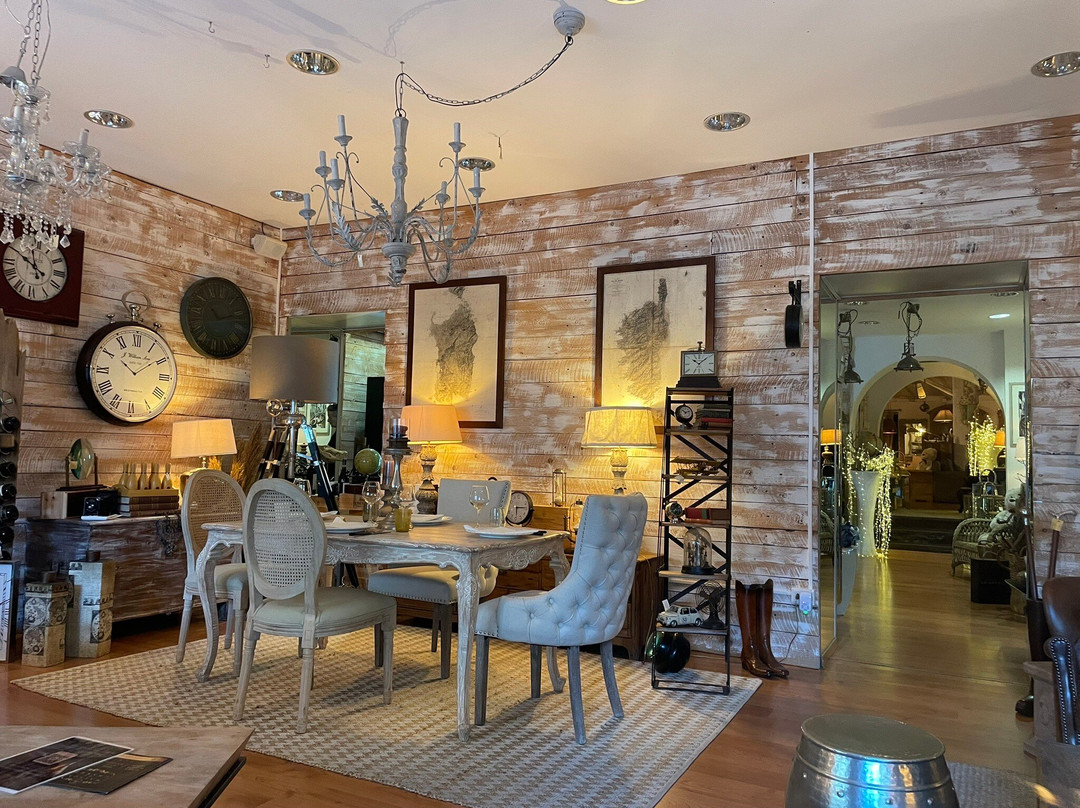 Maison et Charme Wine Food Boutique