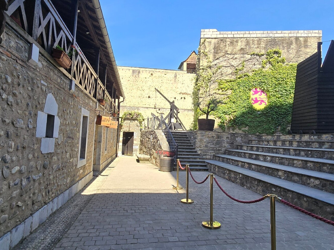 Chateau de Mauvezin-Mauvezin必去景点
