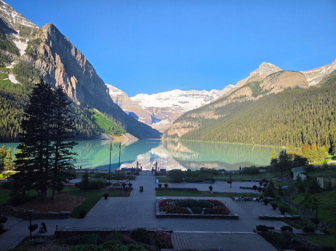 Fairmont Chateau Lake Louise-路易斯湖必去景点