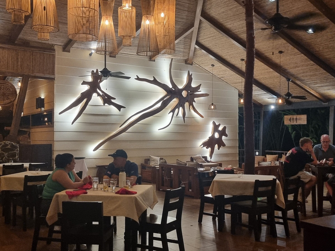 马肯克旅馆主图