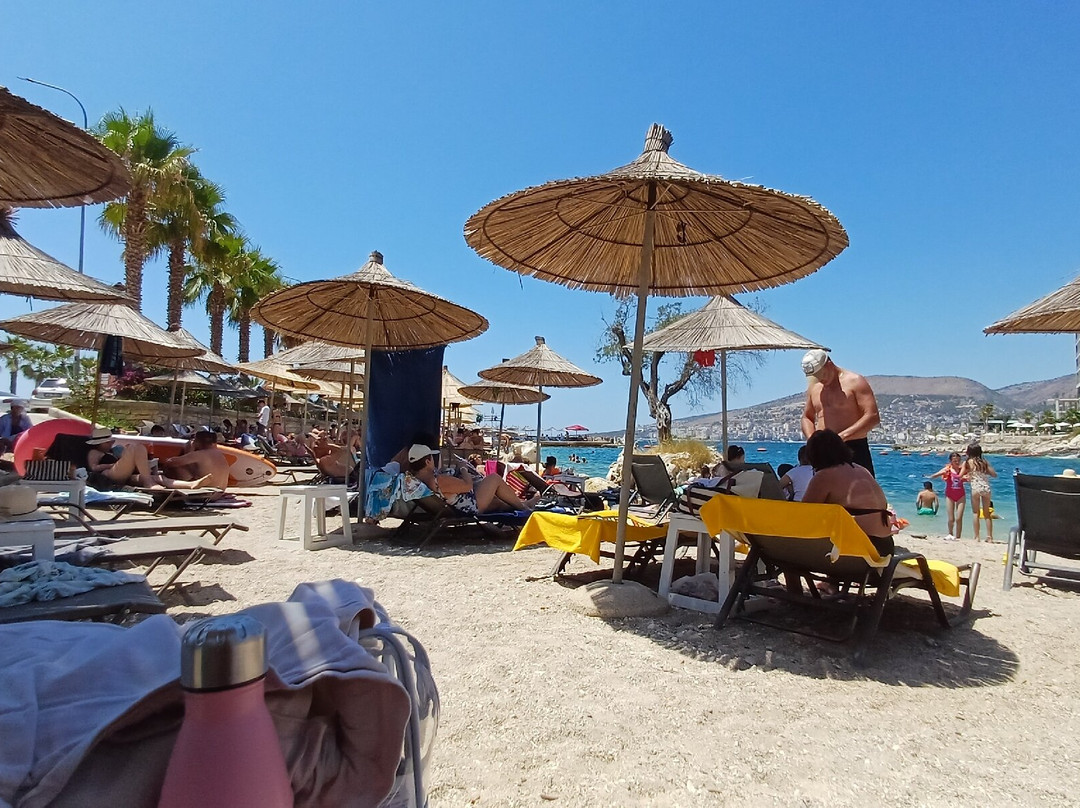 Santa Quaranta Seaside Beach-沙兰德必去景点