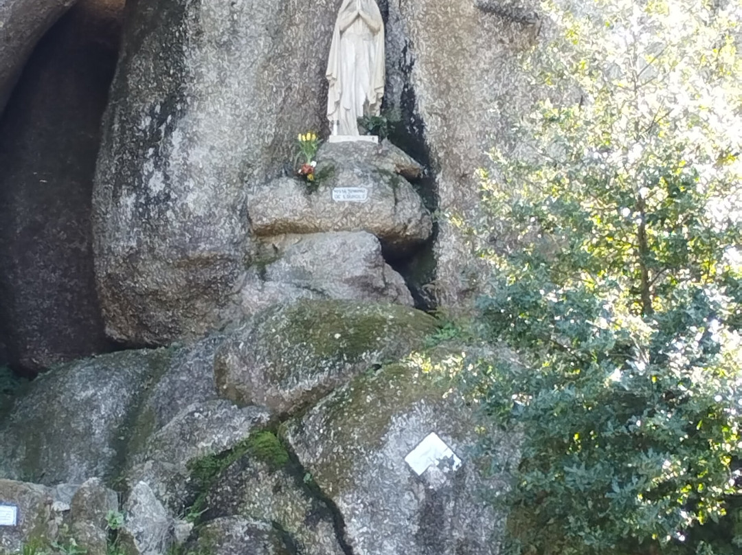 Montanha- Parque da Penha-吉马良斯必去景点