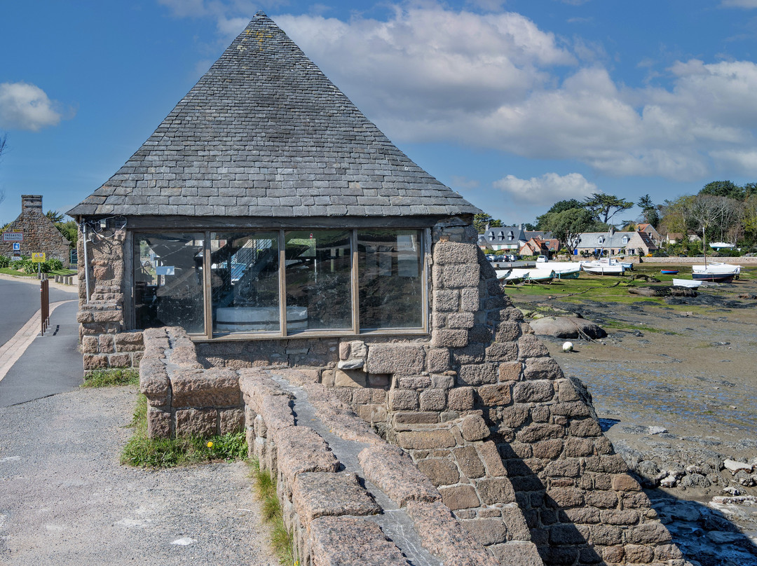 Moulin a Maree du Grand Traouiero-Tregastel必去景点