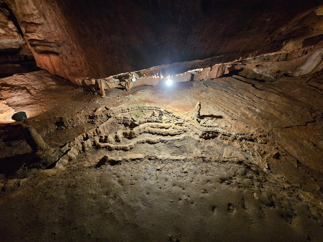 Endless Caverns-新市场必去景点
