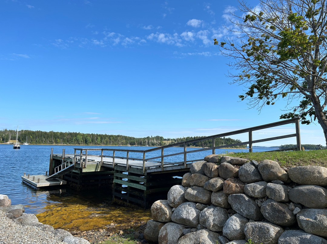 Bayview Pines Country Inn B&B主图