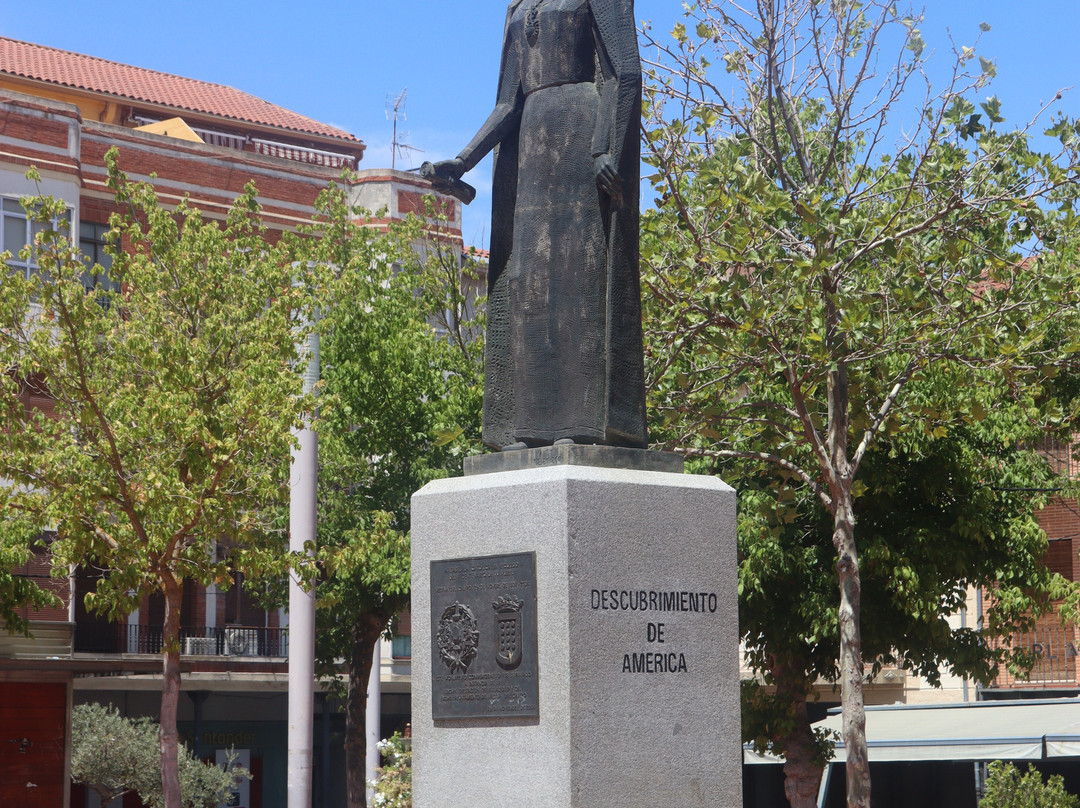 Monumento a Isabel la Católica