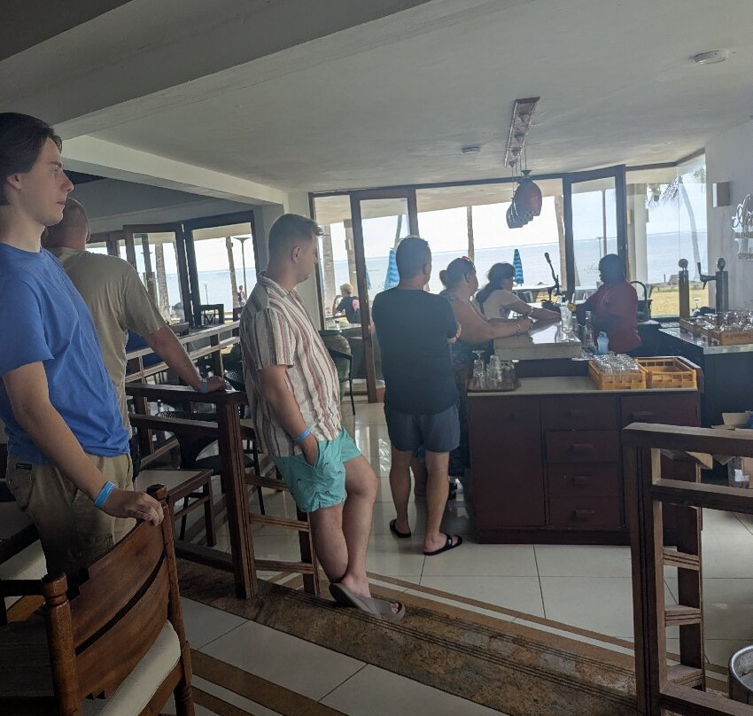 肯尼亚湾海滩酒店主图