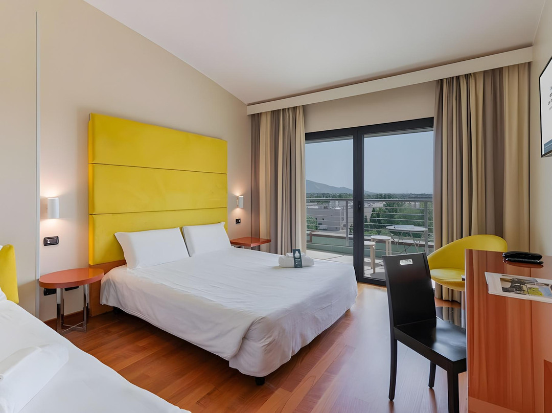 Coltano酒店住宿-B&b Hotel Pisa Airport