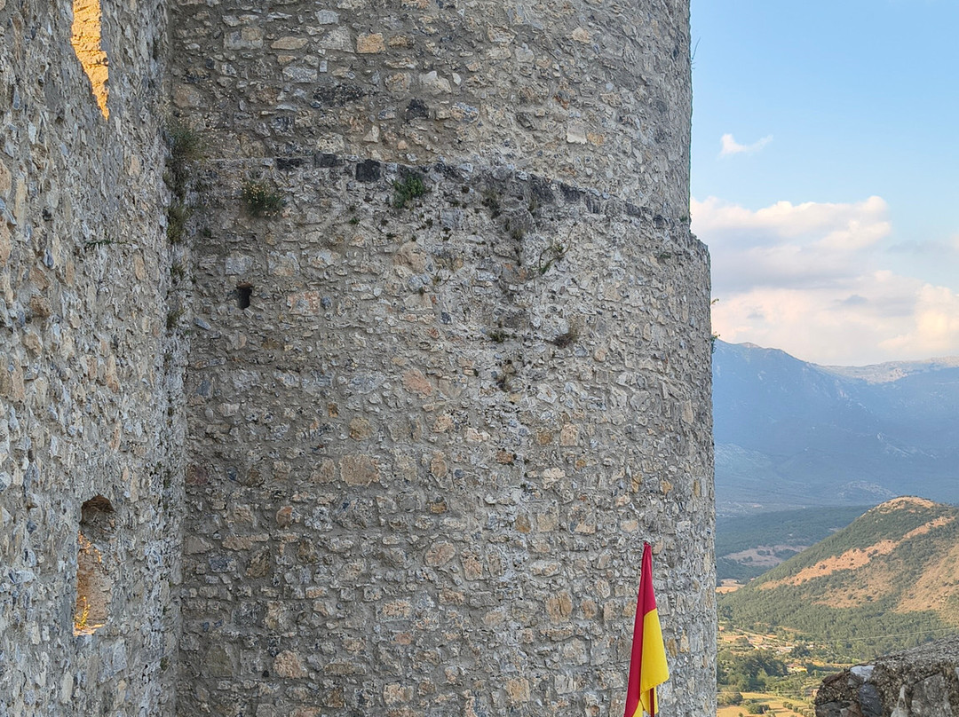 Castello Normanno-Morano Calabro必去景点