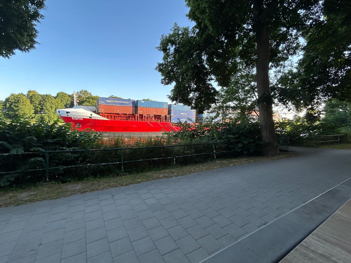 康弗特花园酒店-旅行者