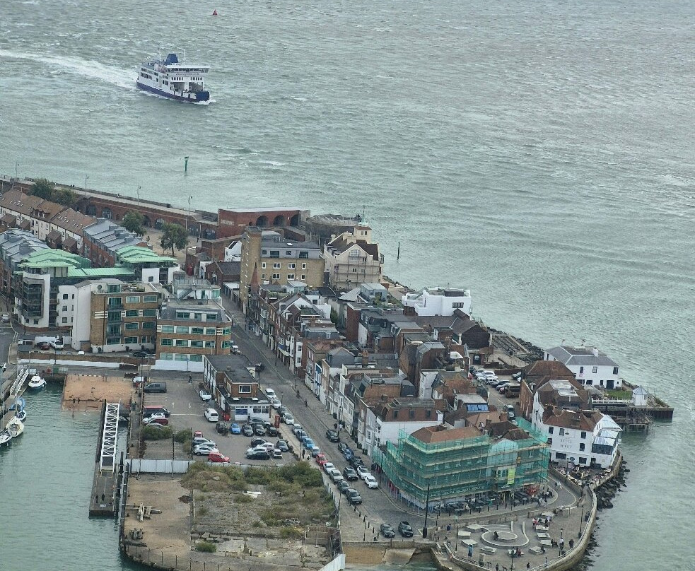 Gunwharf Quays-普兹茅斯必去景点