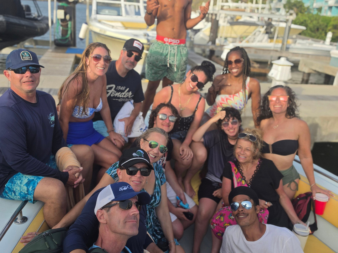 Captain Alan's Boat Charters-Oyster Pond必去景点