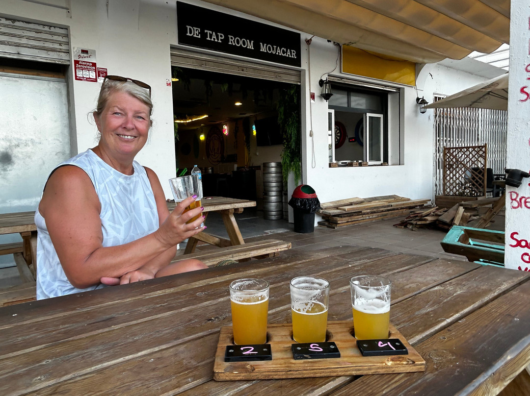 De Tap Room