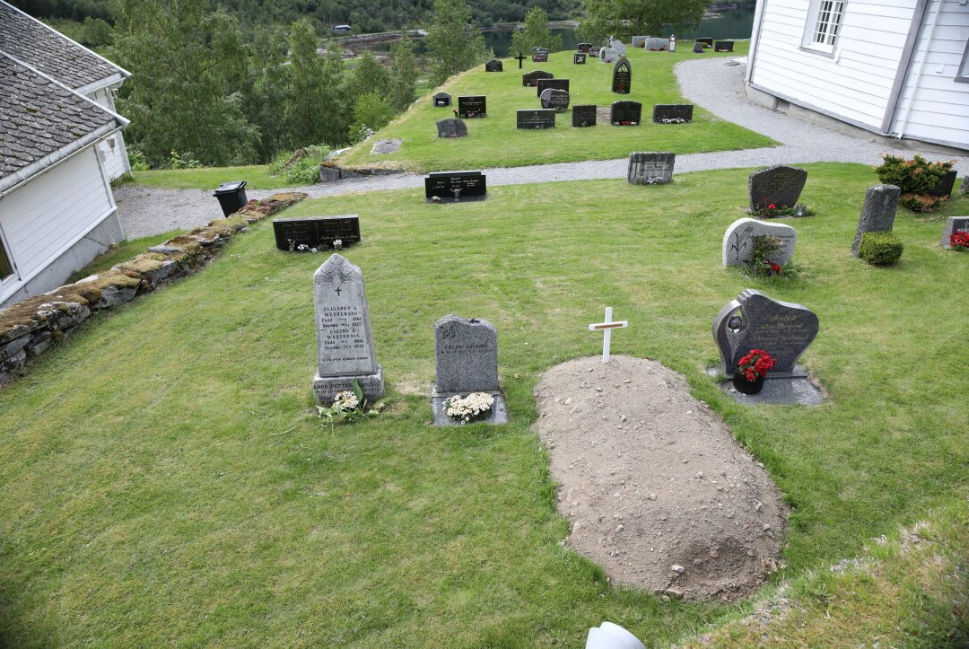 Geiranger kyrkjegård.-盖伦格峡湾必去景点
