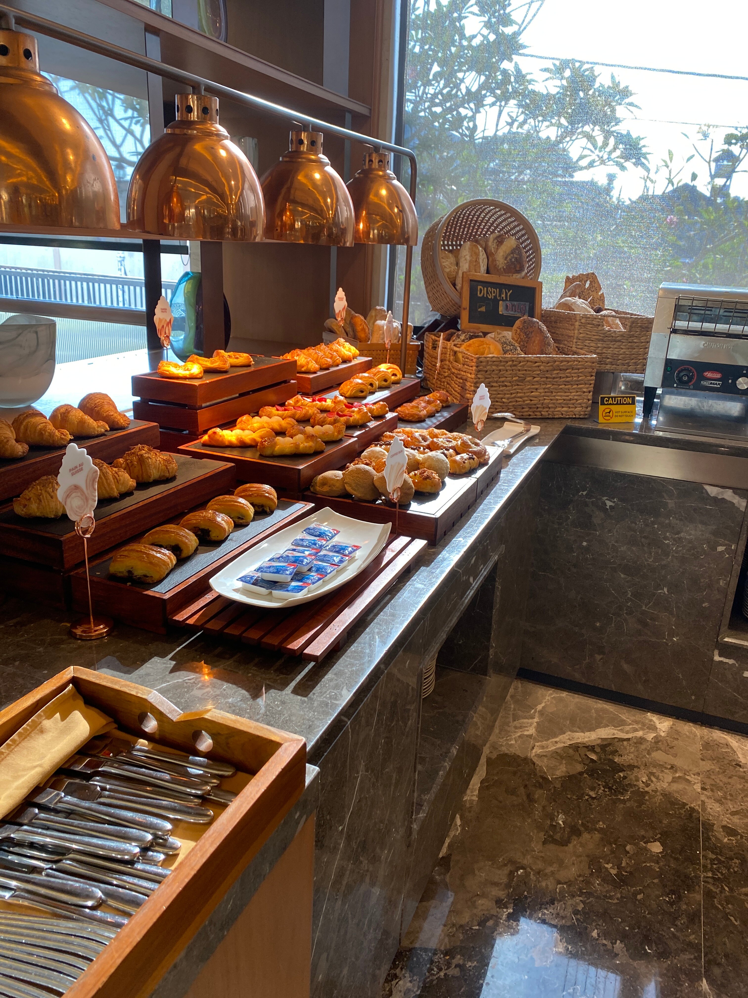 日惹爱慕卡摩皇家酒店-旅行者