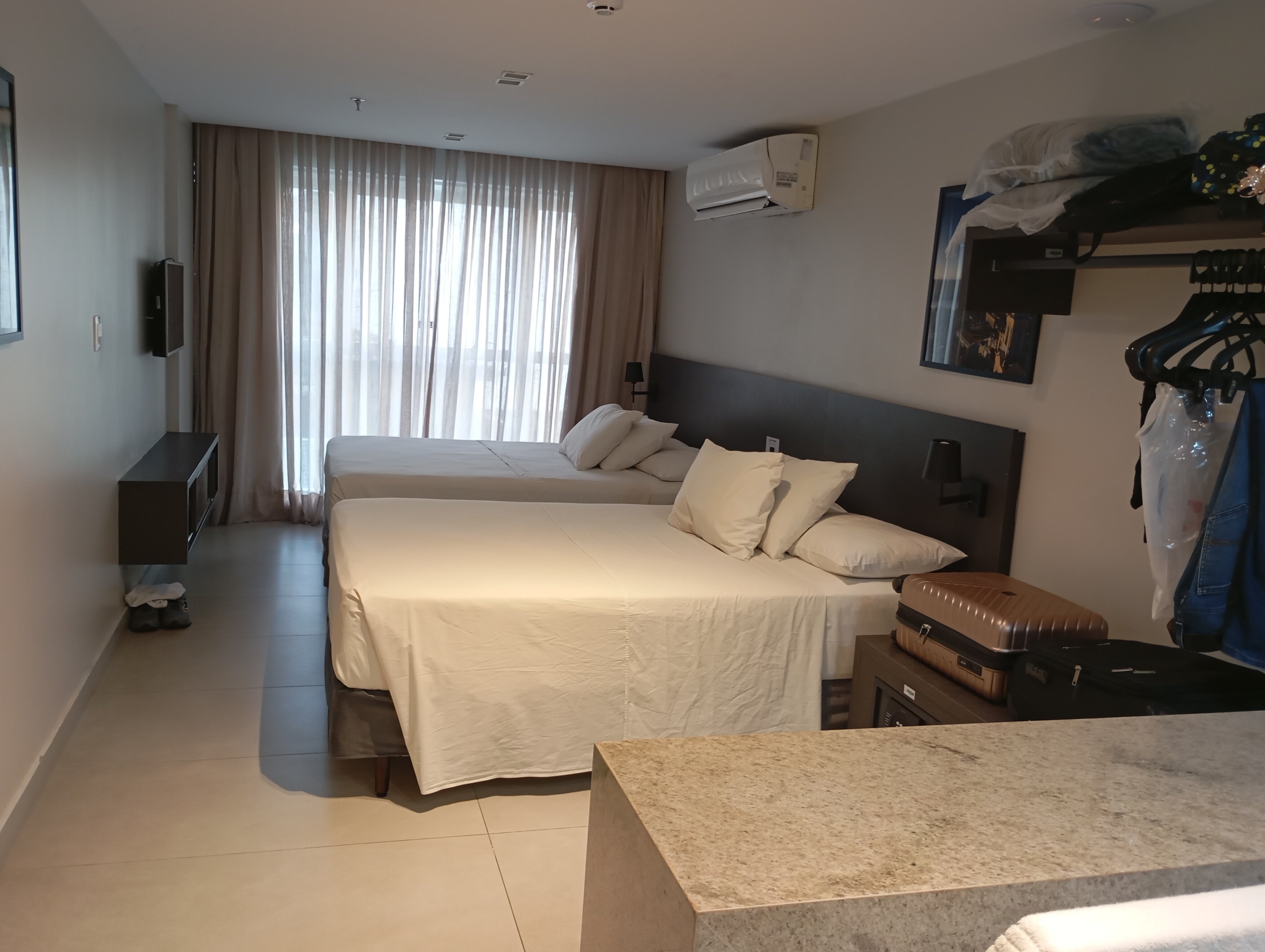 若昂佩索阿凯艺全套房酒店-旅行者