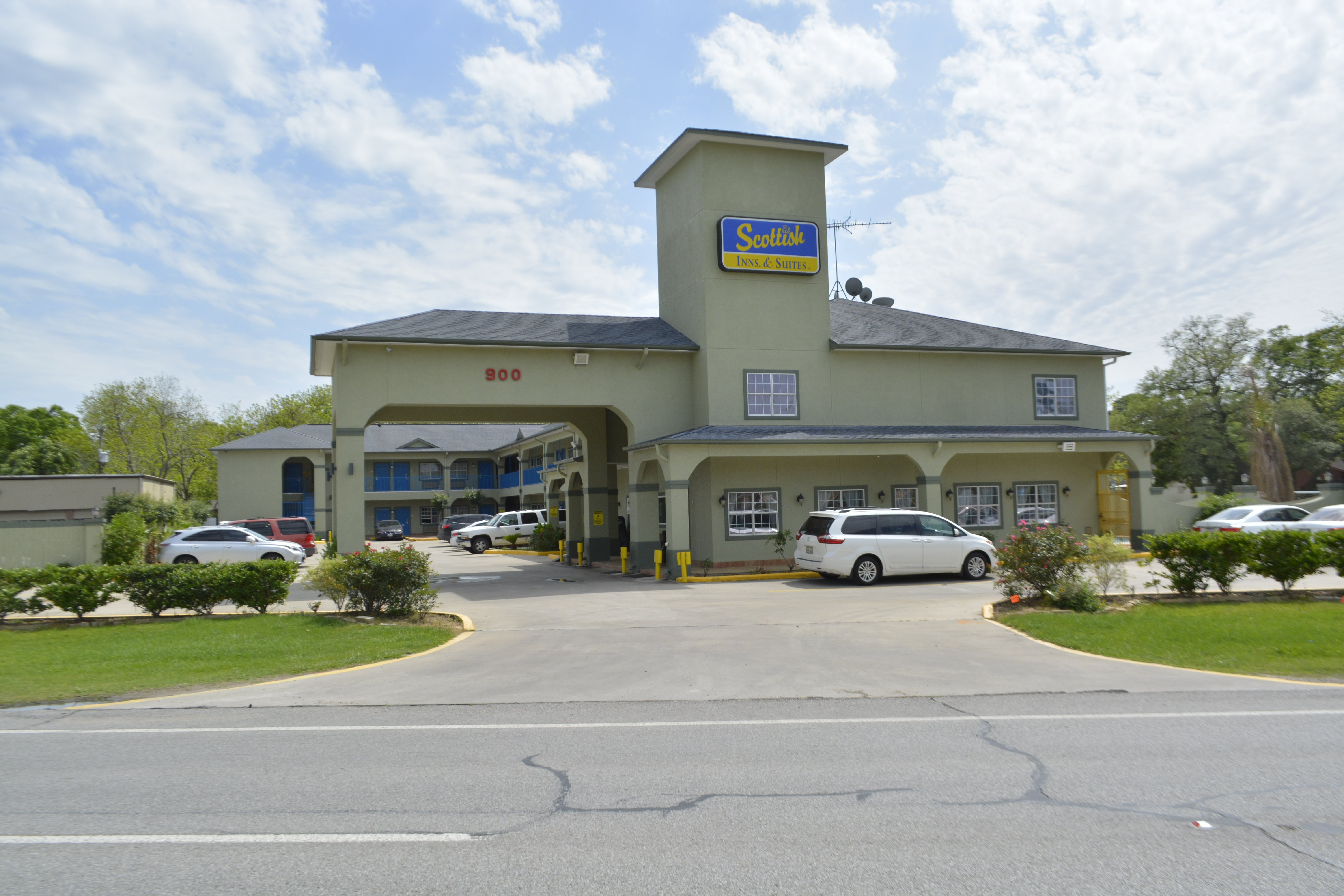 Scottish Inns & Suites Alvin-官方