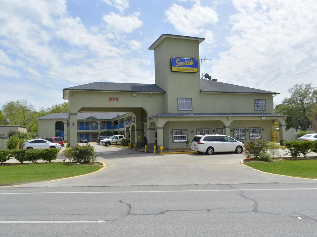 Scottish Inns & Suites Alvin