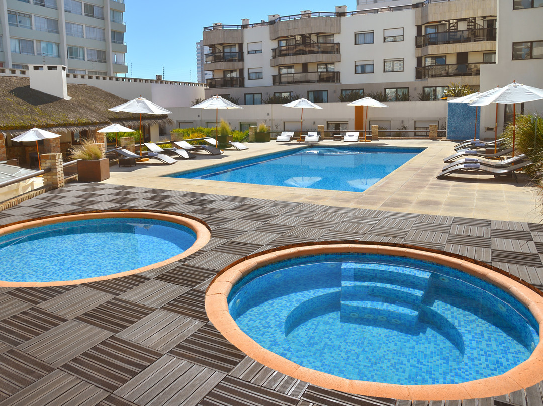 黄金海滩水疗度假村