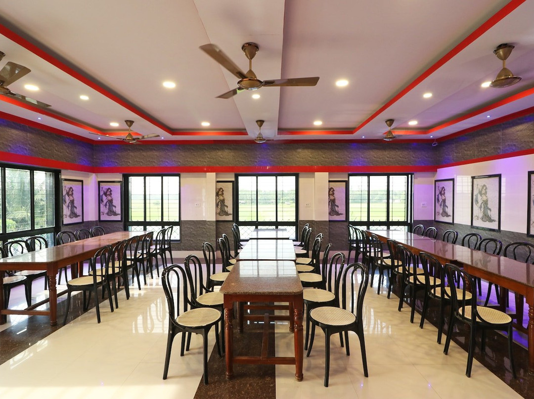 Oyo Prantika Banquet