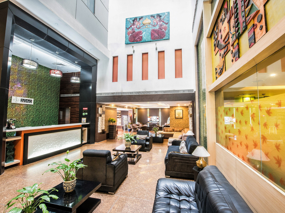 Hotel Gateway Grandeur