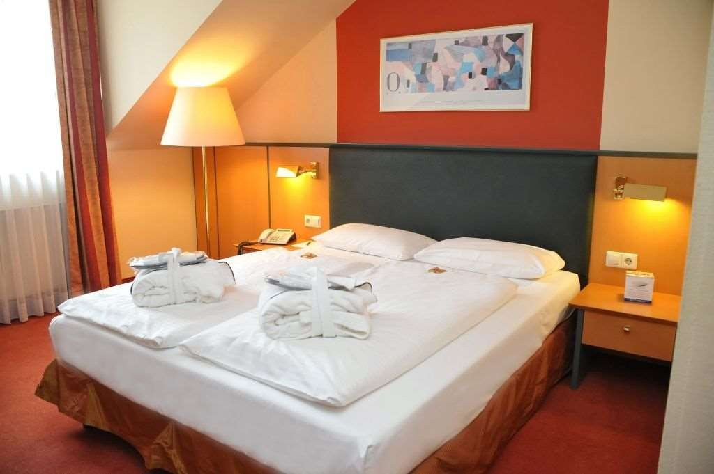 格里·韦伯酒店健身公园店主图