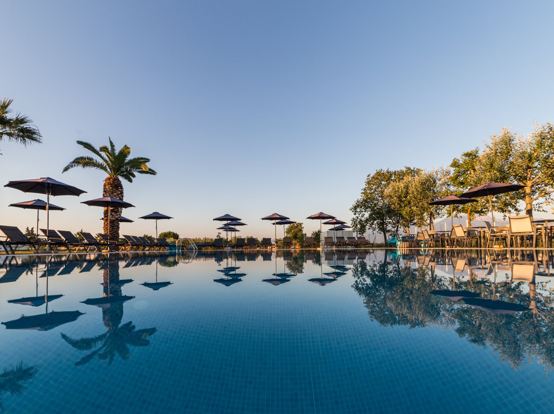 Paralia Katerinis酒店住宿-Mythic Summer Hotel