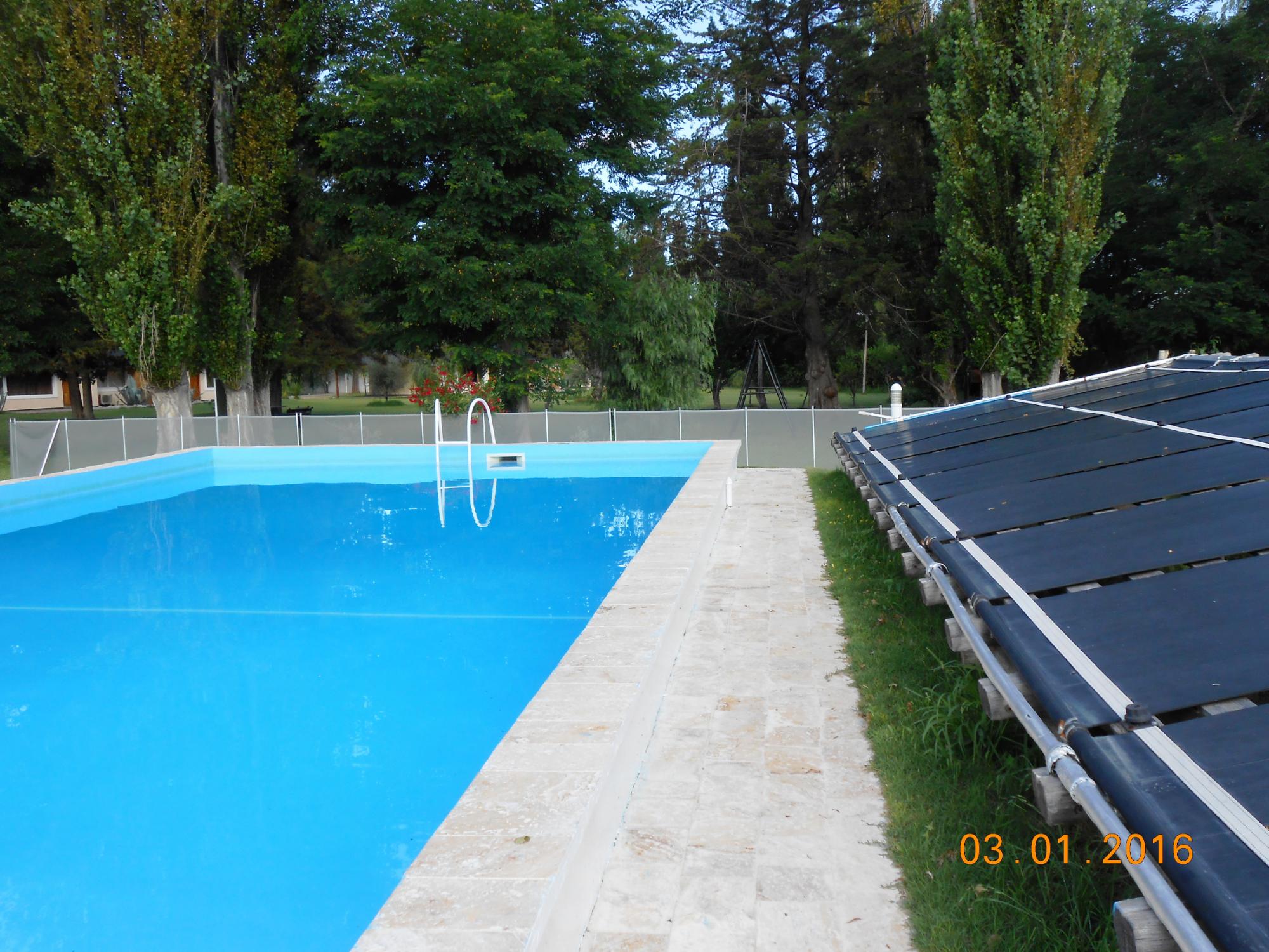 Los Carolinos Lodge-泳池