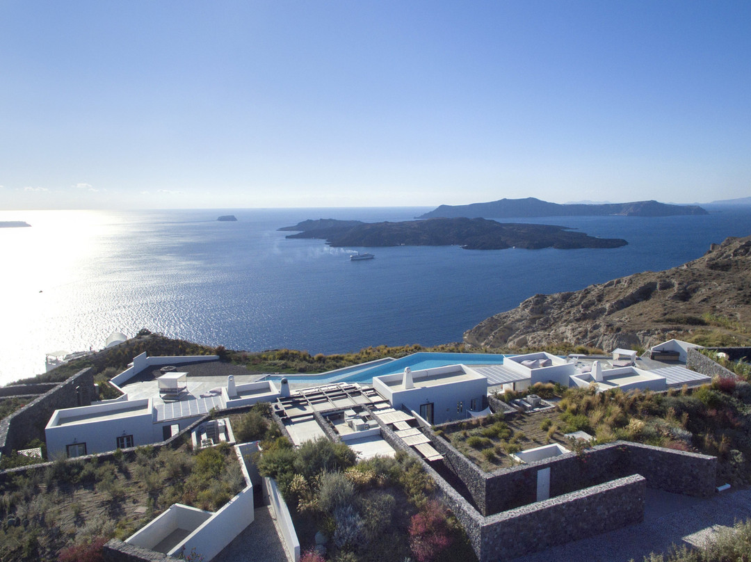 Erosantorini Estate