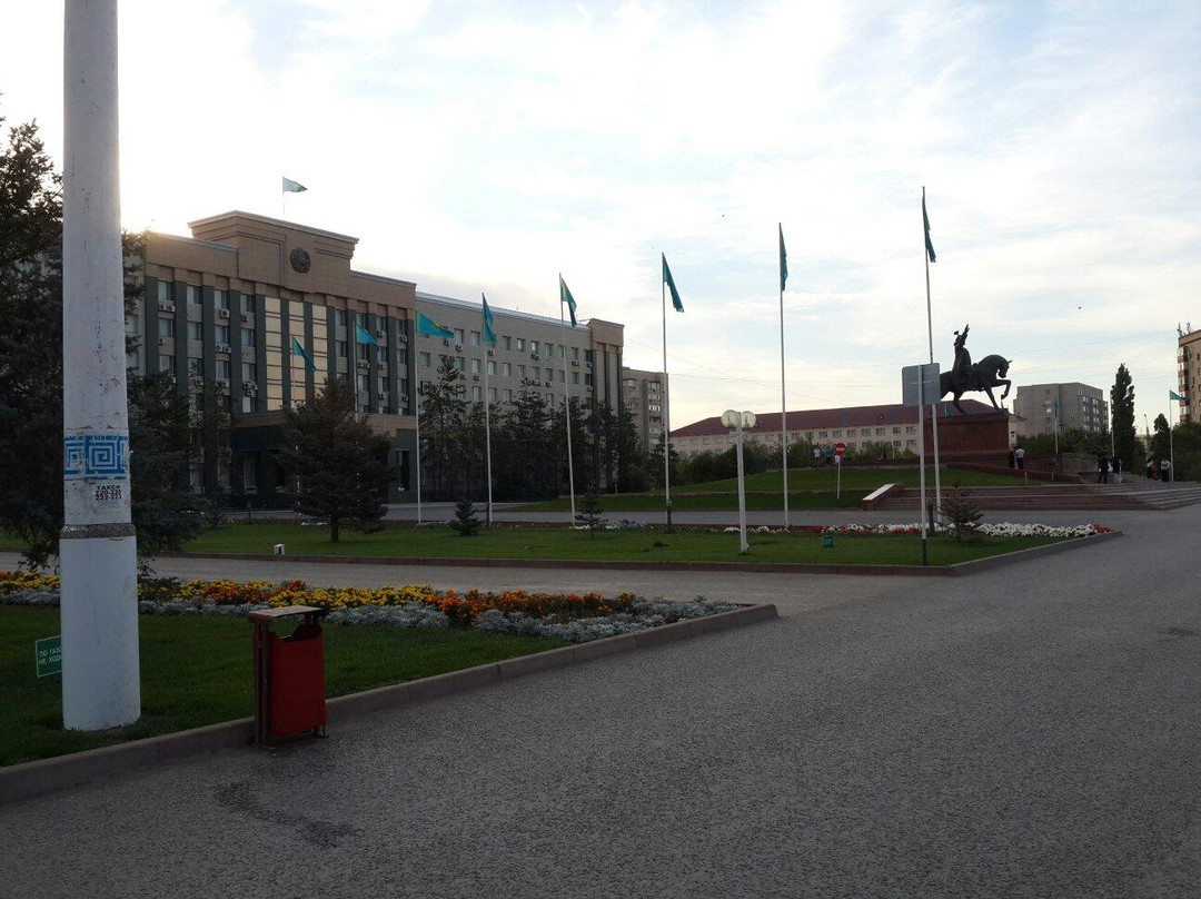 哈萨克斯坦旅游景点-Monument Abul Khair Khan