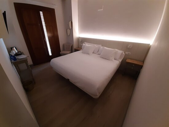 Los Canilleros主图