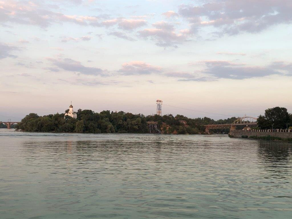 Naberezhnaya Dnepra-第聂伯罗必去景点