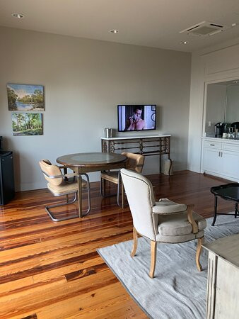 Southern Hotel主图