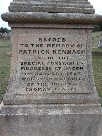 Braidwood Historical Cemetery景点图片