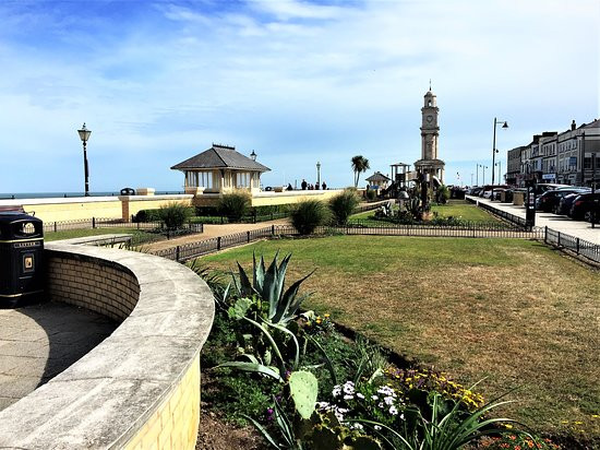 Tower Gardens, Promenade and Play Area景点图片