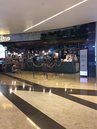 Al Hamra Tower And Mall-Kuwait City必去景点