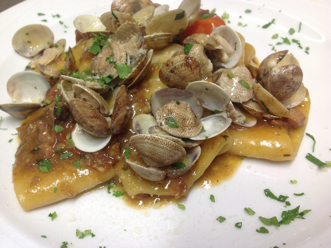 TRATTORIA - PIZZERIA L'ANTICO MOLO