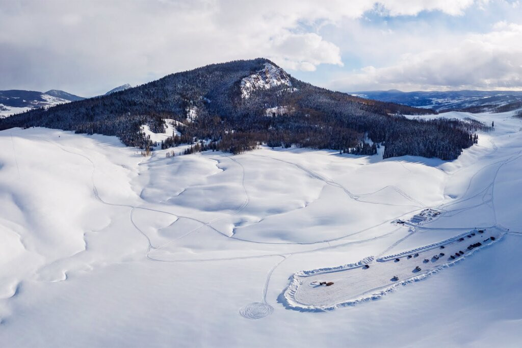 Bluebird Backcountry景点图片