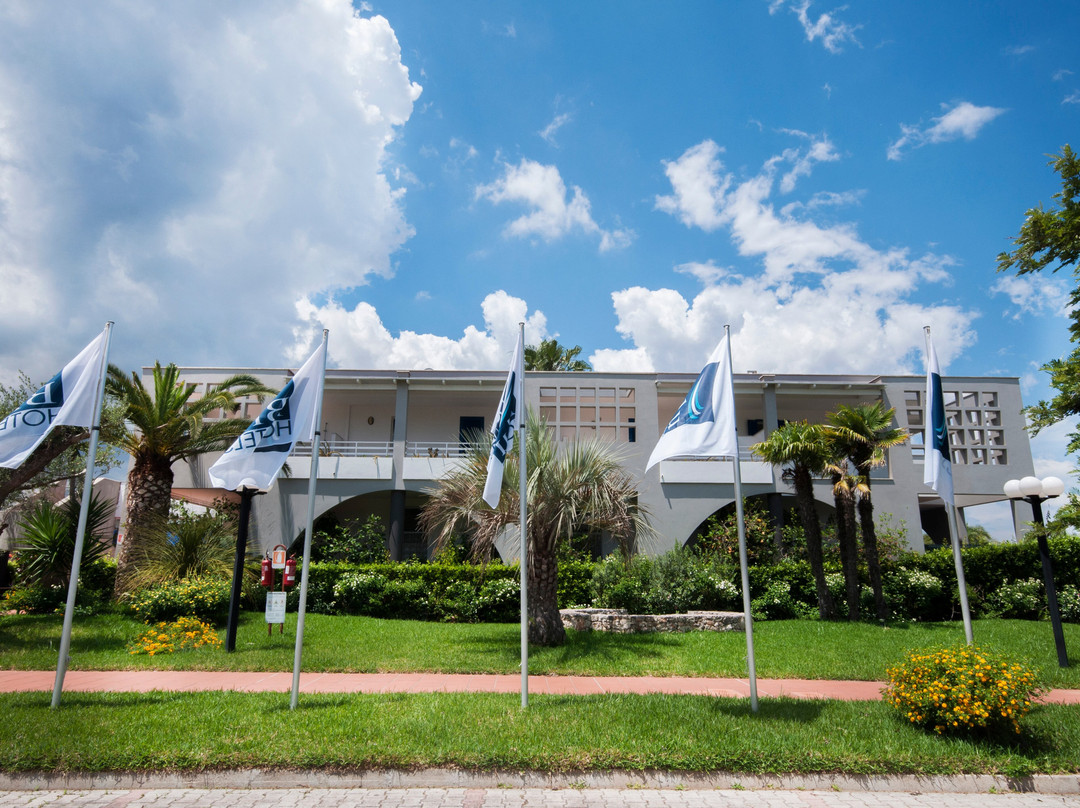 Torre dell'Orso酒店住宿-Sairon Village Pool And Beach