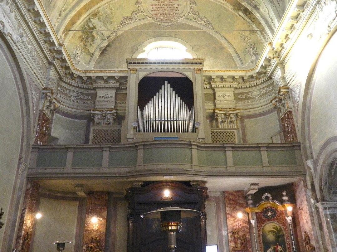 Chiesa di San Lorenzo-Camino必去景点