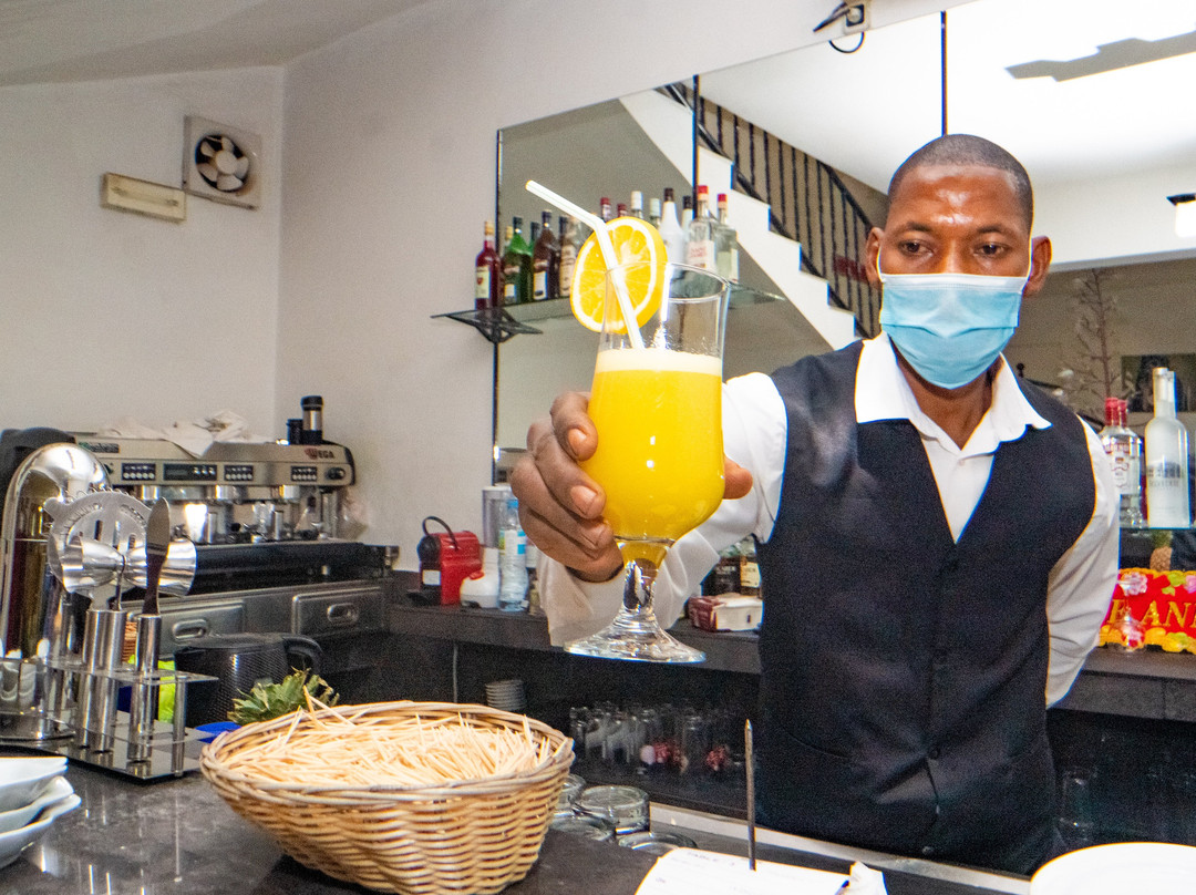 Hotel le Rocher主图