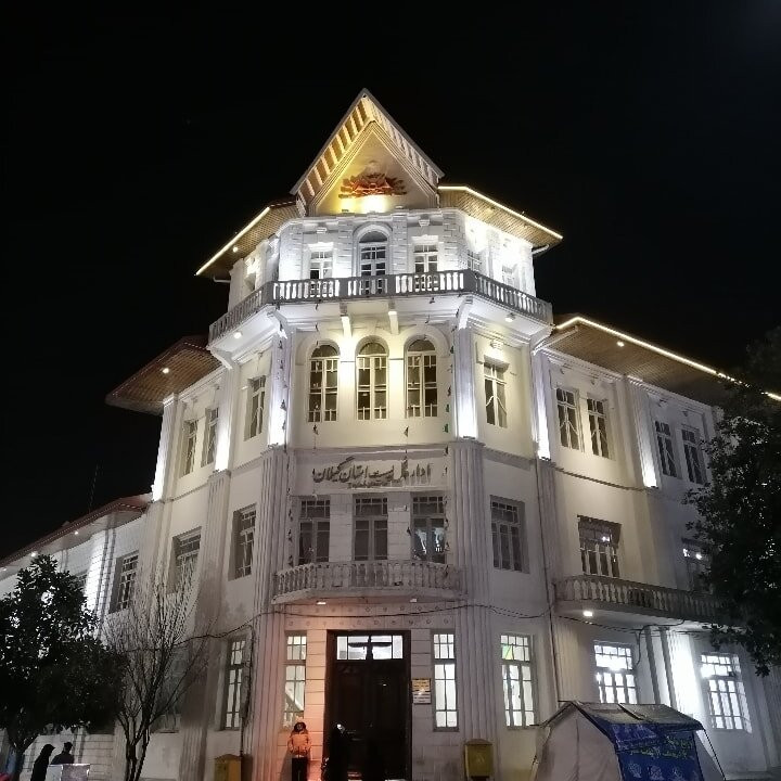 Shahrdari Square景点图片