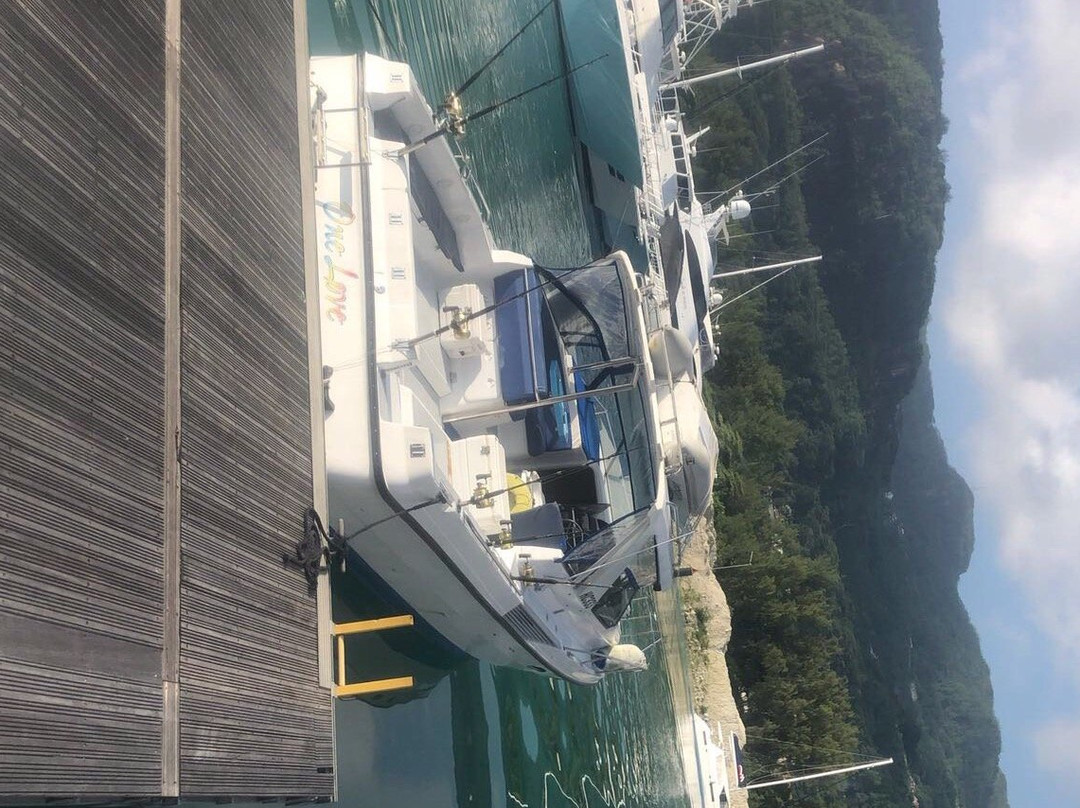 All day charter-伊甸岛必去景点