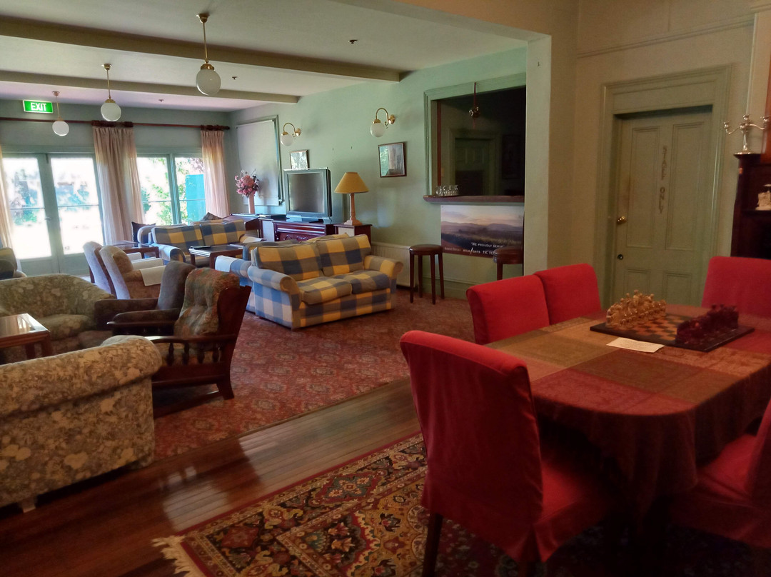 雷拉豪斯酒店主图