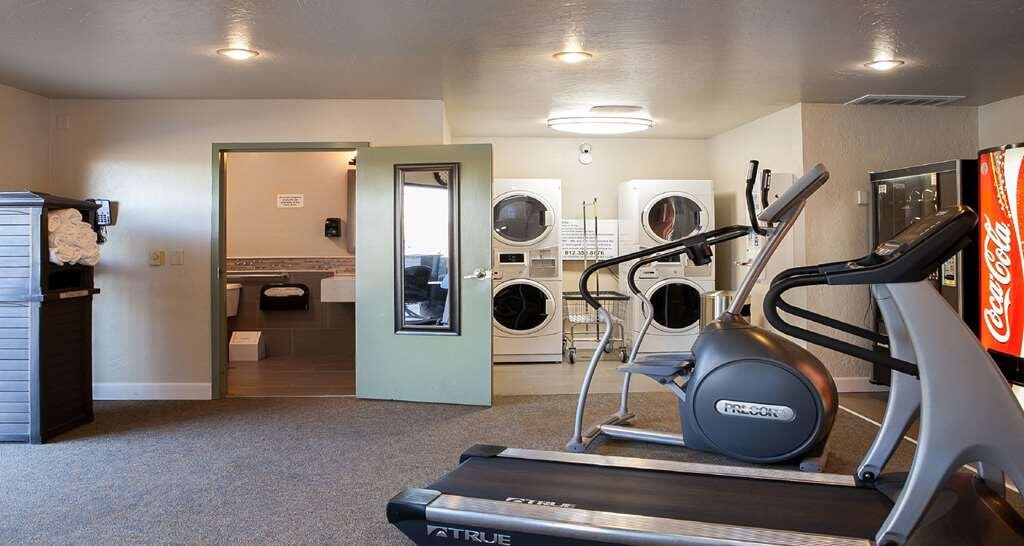 Best Western Foothills Inn主图