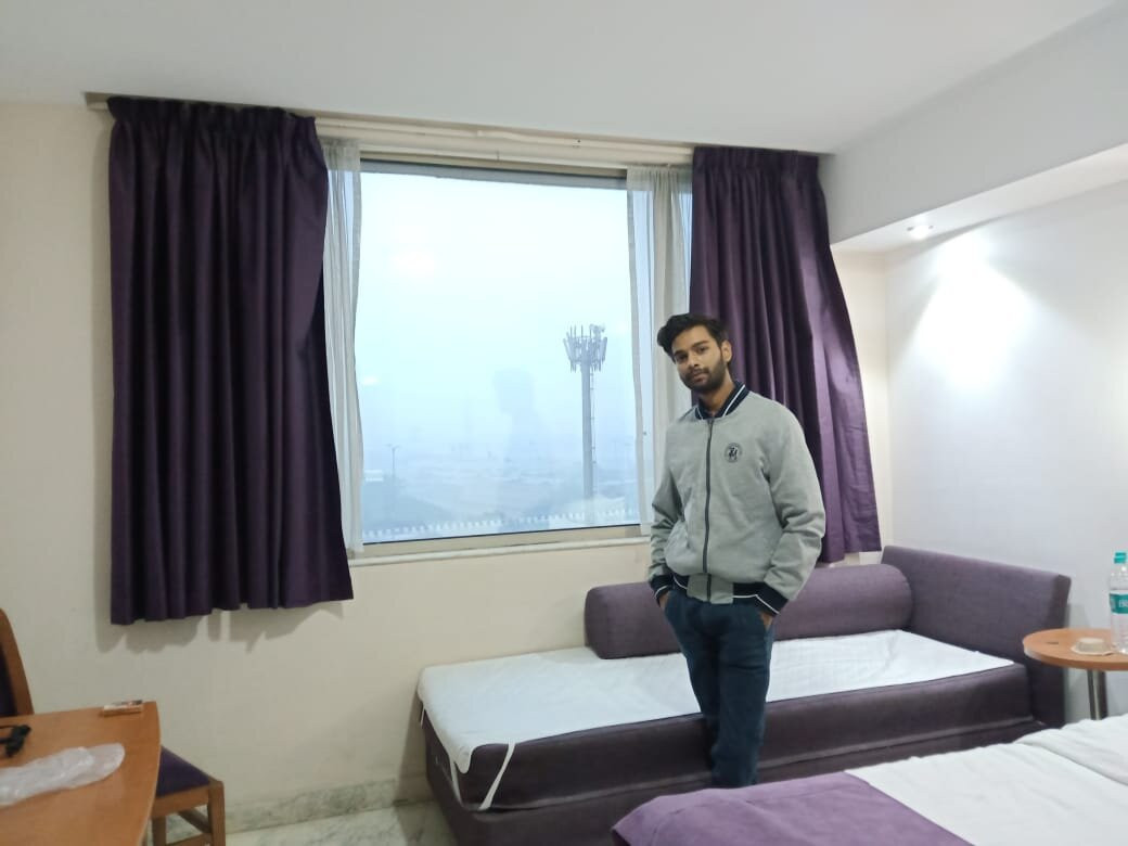 Caspia Hotel New Delhi Shalimar Bagh主图