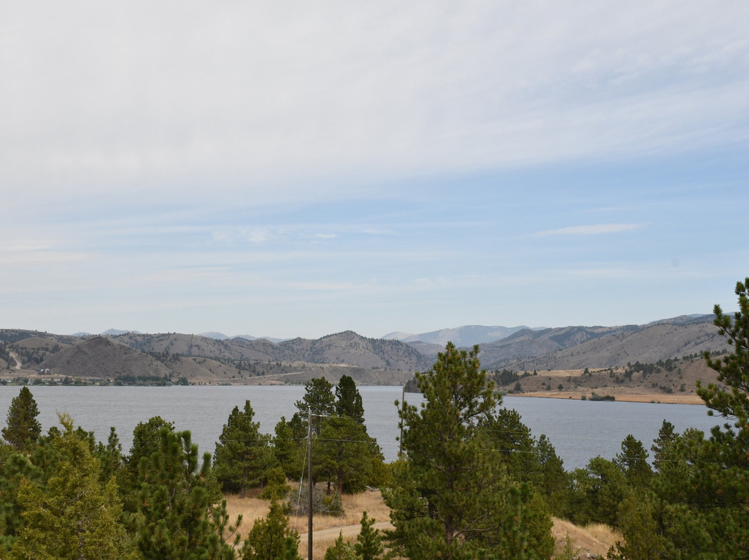 Hauser Lake景点图片